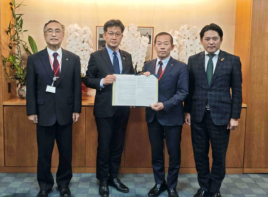 手交（HP掲載用）